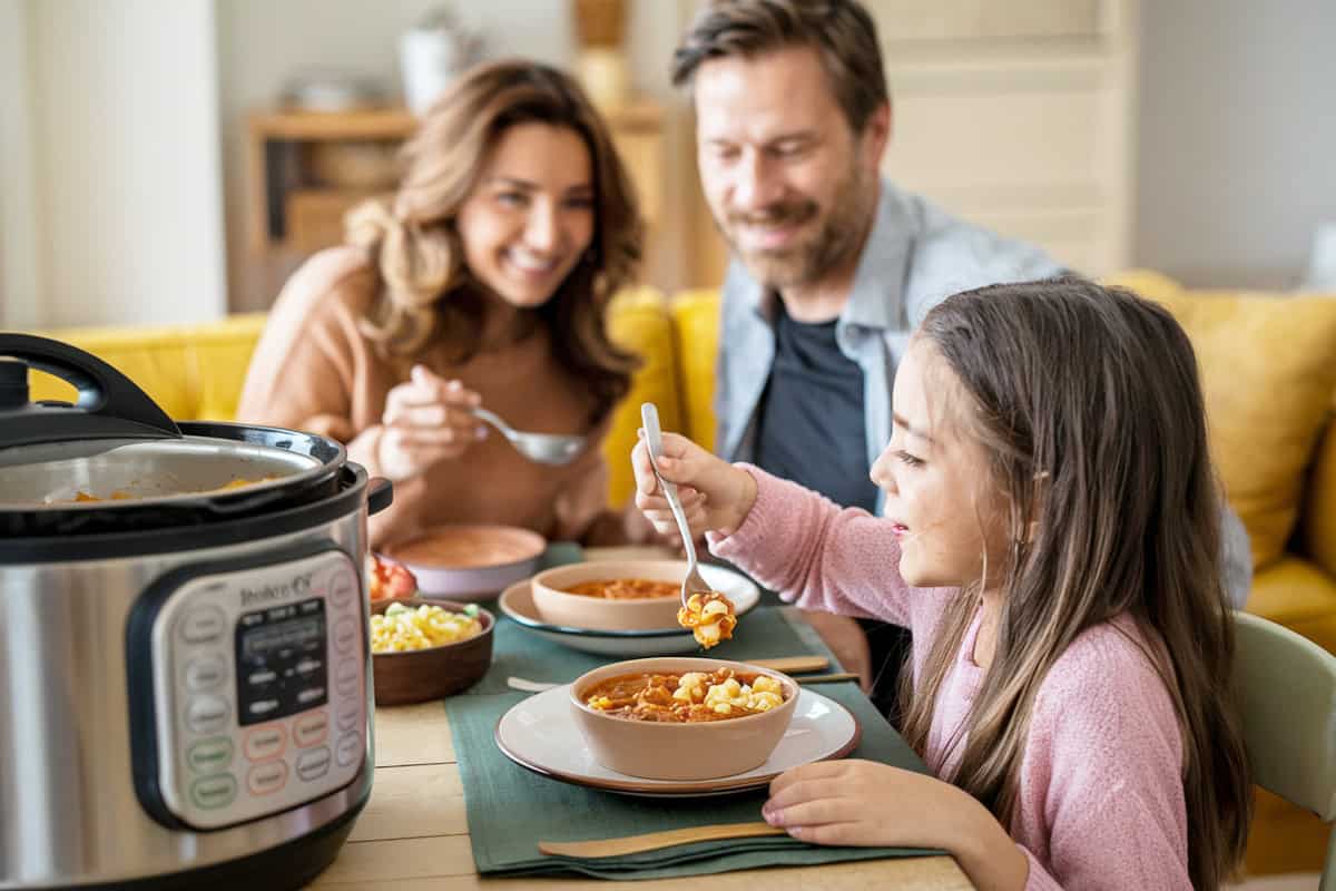 25 Easy Instant Pot Recipes that Even Kids Will Like (Vegetarian + Plant Based)