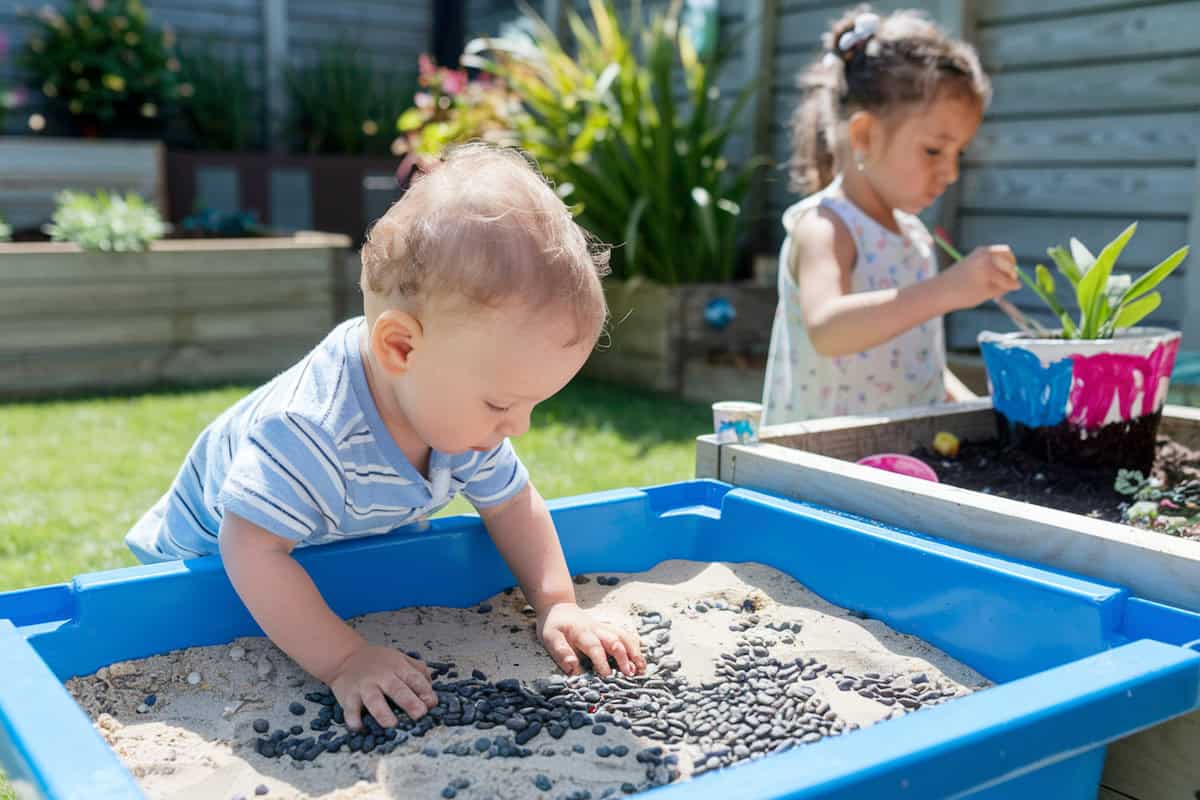 20 Incredibly Easy Outdoor Activities for Kids You Can Set Up